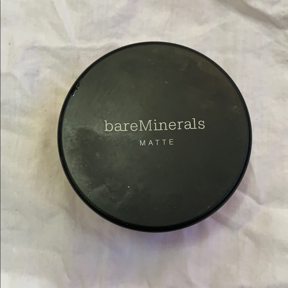 BareMinerals MATTE foundation medium 2C half full